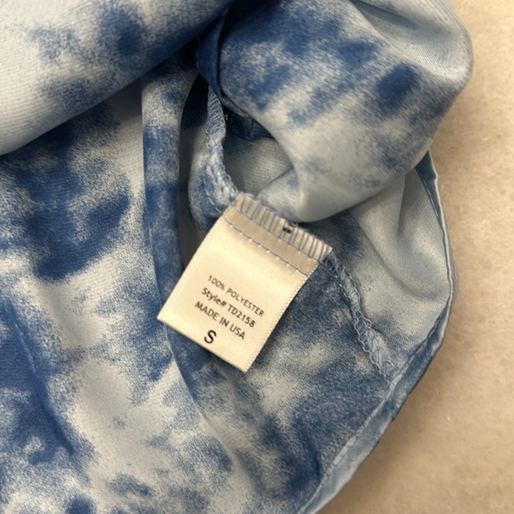 Fore tie dye blue crop tank top with adjustable straps size small - Picture 5 of 5